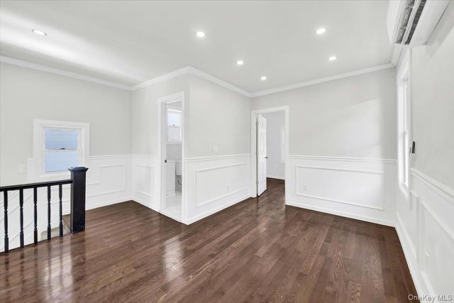 837 Penfield Street, Bronx, NY 10470