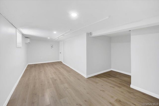 837 Penfield Street, Bronx, NY 10470