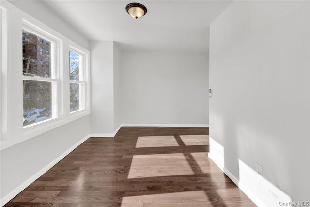 837 Penfield Street, Bronx, NY 10470