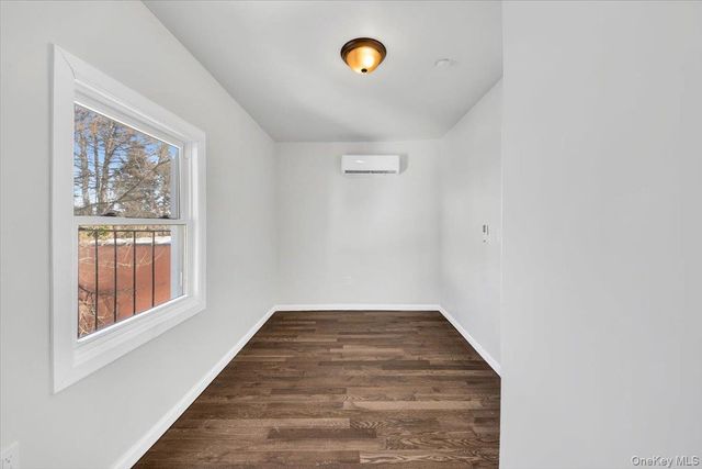 837 Penfield Street, Bronx, NY 10470