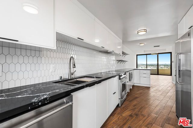 4337 Marina City Drive PH42, Marina Del Rey, CA 90292