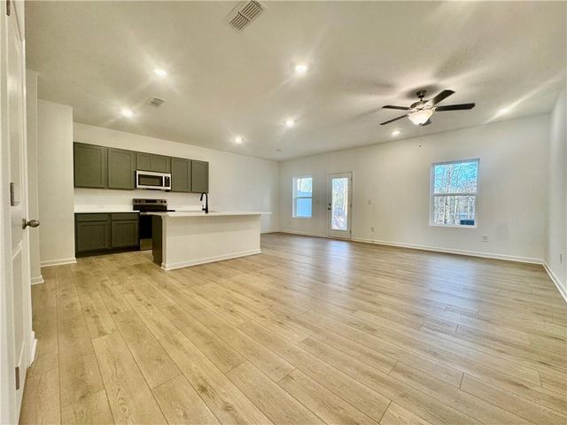 5479 Allegro Lane, Flowery Branch, GA 30542