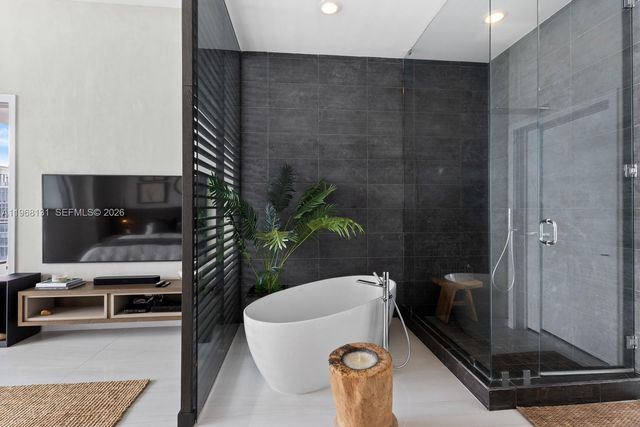 480 NE 31st St PH5001, Miami, FL 33137