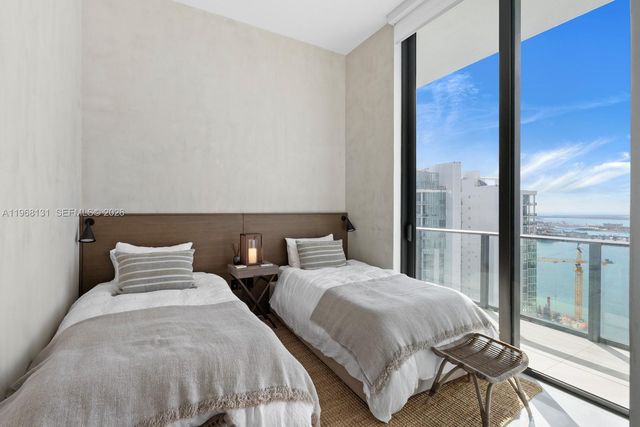 480 NE 31st St PH5001, Miami, FL 33137