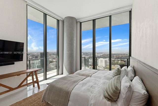 480 NE 31st St PH5001, Miami, FL 33137