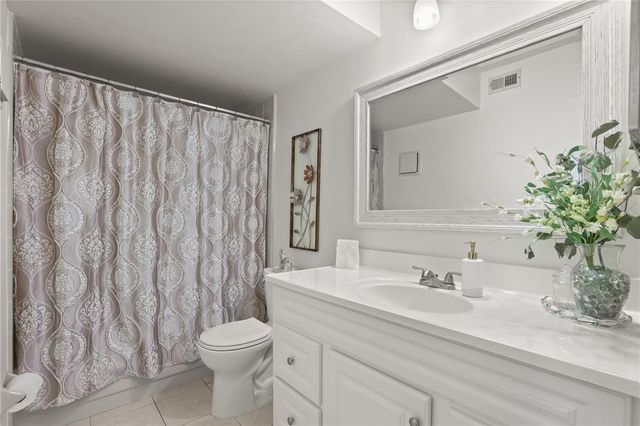 11 ESCONDIDO CIRCLE 108, Altamonte Springs, FL 32701