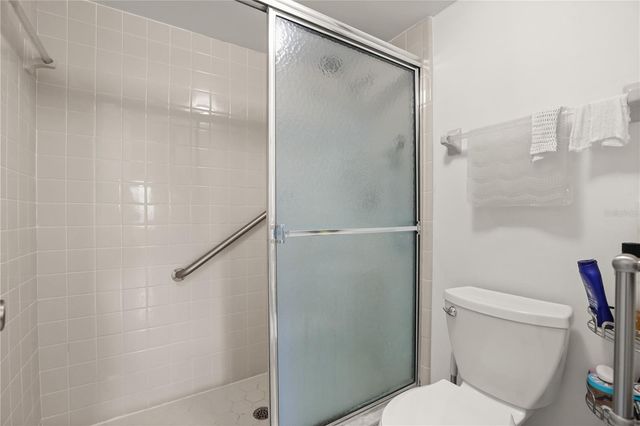 11 ESCONDIDO CIRCLE 108, Altamonte Springs, FL 32701