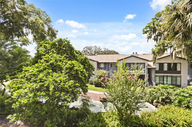 11 ESCONDIDO CIRCLE 108, Altamonte Springs, FL 32701