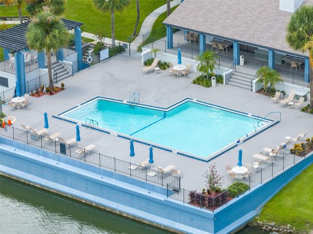 11 ESCONDIDO CIRCLE 108, Altamonte Springs, FL 32701