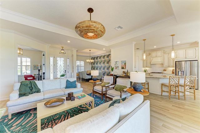 5572 MULLIGAN WAY, Lakewood Ranch, FL 34211