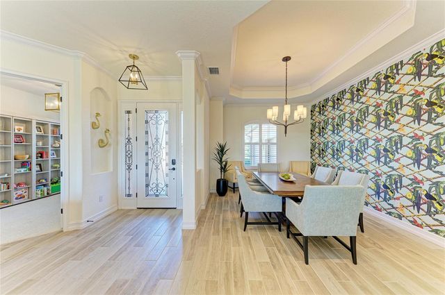 5572 MULLIGAN WAY, Lakewood Ranch, FL 34211