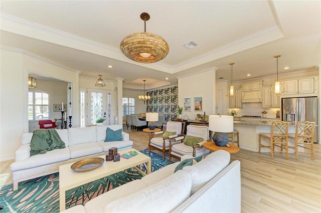 5572 MULLIGAN WAY, Lakewood Ranch, FL 34211