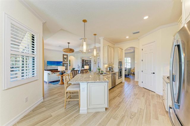 5572 MULLIGAN WAY, Lakewood Ranch, FL 34211
