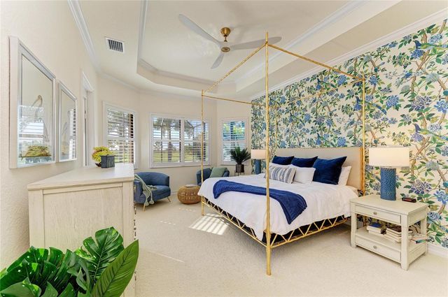 5572 MULLIGAN WAY, Lakewood Ranch, FL 34211