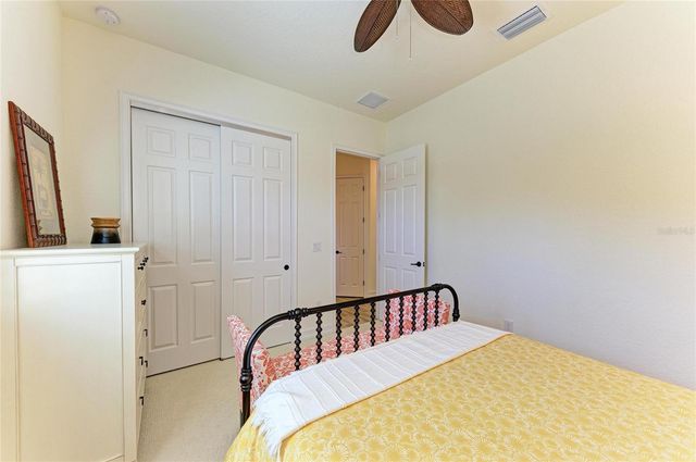 5572 MULLIGAN WAY, Lakewood Ranch, FL 34211