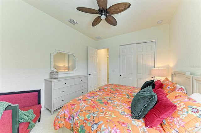 5572 MULLIGAN WAY, Lakewood Ranch, FL 34211