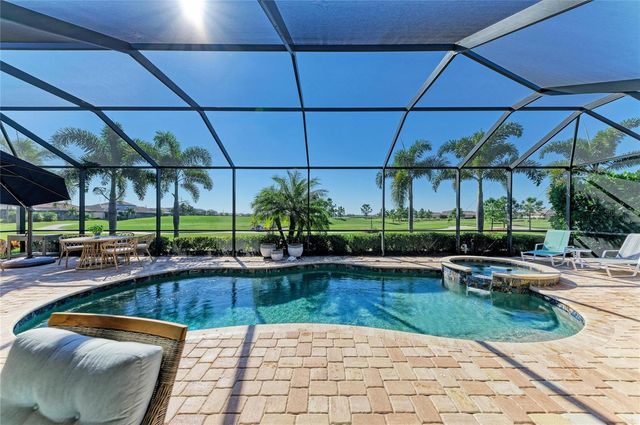 5572 MULLIGAN WAY, Lakewood Ranch, FL 34211