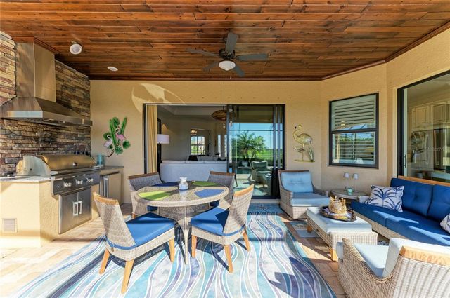 5572 MULLIGAN WAY, Lakewood Ranch, FL 34211