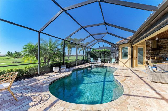 5572 MULLIGAN WAY, Lakewood Ranch, FL 34211