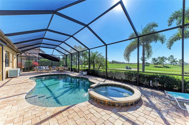 5572 MULLIGAN WAY, Lakewood Ranch, FL 34211