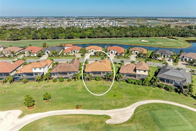 5572 MULLIGAN WAY, Lakewood Ranch, FL 34211