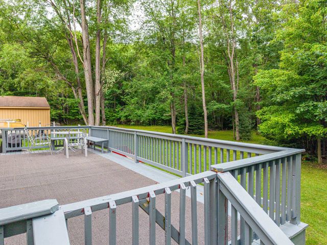 6655 Cedarhurst Drive, Lake, MI 48632