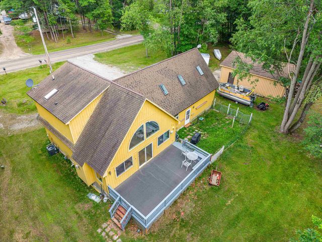 6655 Cedarhurst Drive, Lake, MI 48632