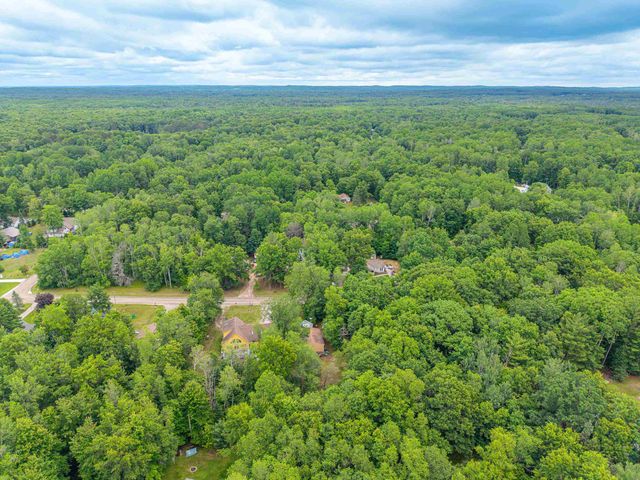6655 Cedarhurst Drive, Lake, MI 48632