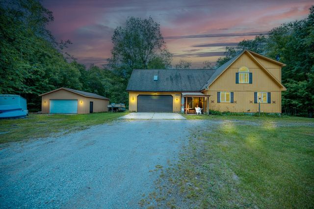 6655 Cedarhurst Drive, Lake, MI 48632