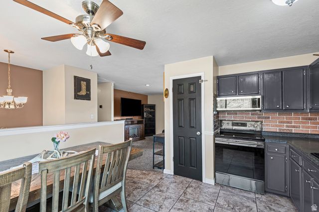 7647 S 2500 W, West Jordan, UT 84084