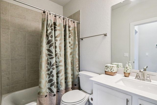 1141 Lucca DR, Dripping Springs, TX 78620