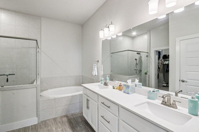 1141 Lucca DR, Dripping Springs, TX 78620