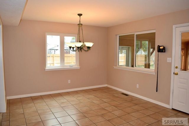 215 Plantation Lane, Idaho Falls, ID 83404