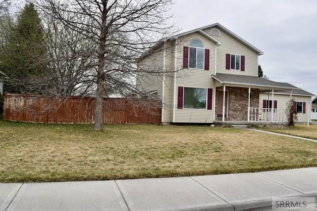 215 Plantation Lane, Idaho Falls, ID 83404