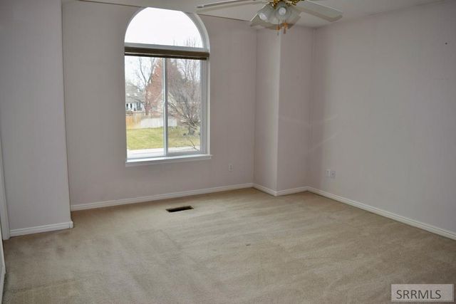 215 Plantation Lane, Idaho Falls, ID 83404