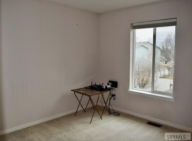 215 Plantation Lane, Idaho Falls, ID 83404