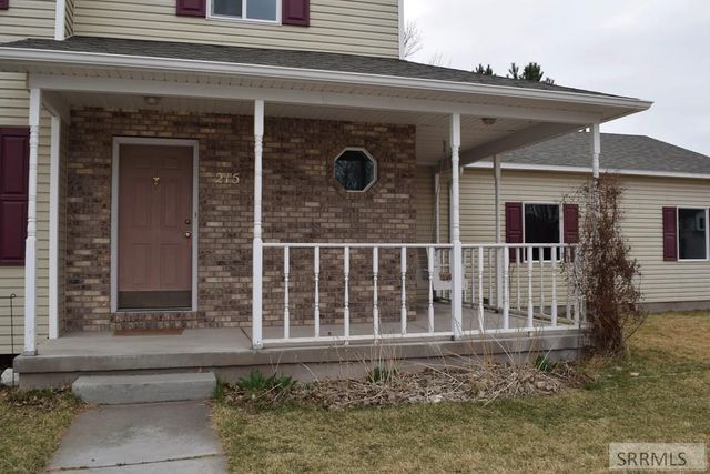 215 Plantation Lane, Idaho Falls, ID 83404