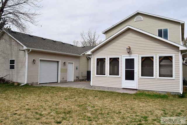 215 Plantation Lane, Idaho Falls, ID 83404