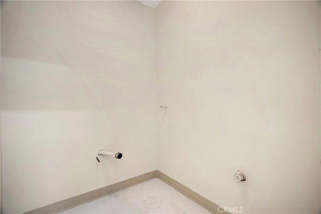 11915 S Inglewood, Hawthorne, CA 90250