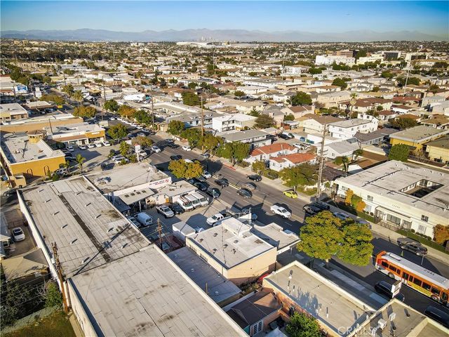 11915 S Inglewood, Hawthorne, CA 90250
