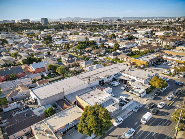 11915 S Inglewood, Hawthorne, CA 90250