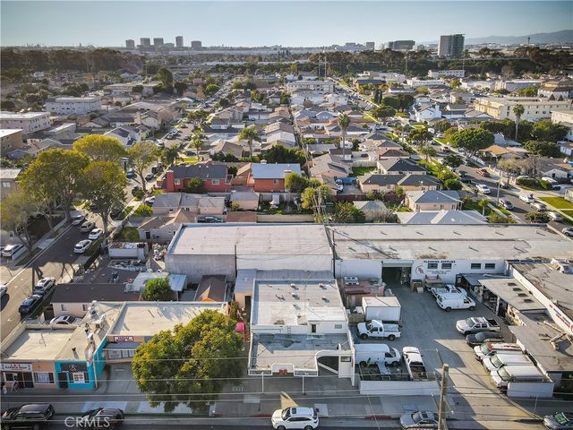 11915 S Inglewood, Hawthorne, CA 90250