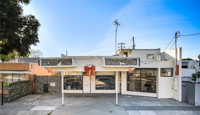 11915 S Inglewood, Hawthorne, CA 90250
