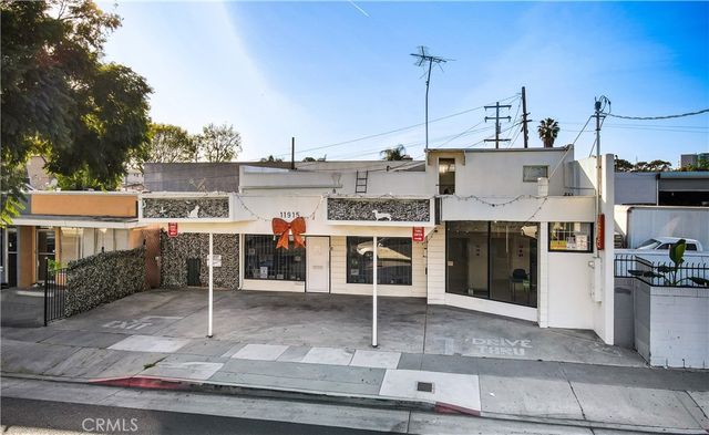 11915 S Inglewood, Hawthorne, CA 90250