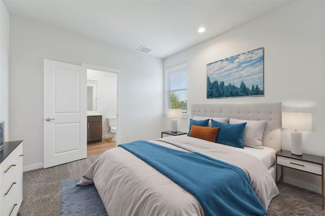 1013 Erin Street V, Houston, TX 77009