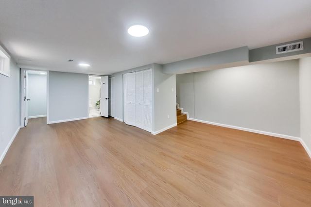 864 NEPTUNE AVE, Oxon Hill, MD 20745