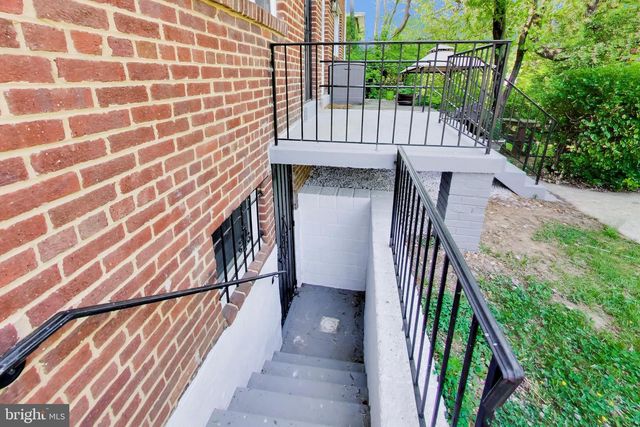 864 NEPTUNE AVE, Oxon Hill, MD 20745