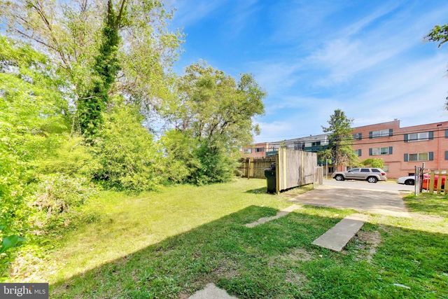 864 NEPTUNE AVE, Oxon Hill, MD 20745