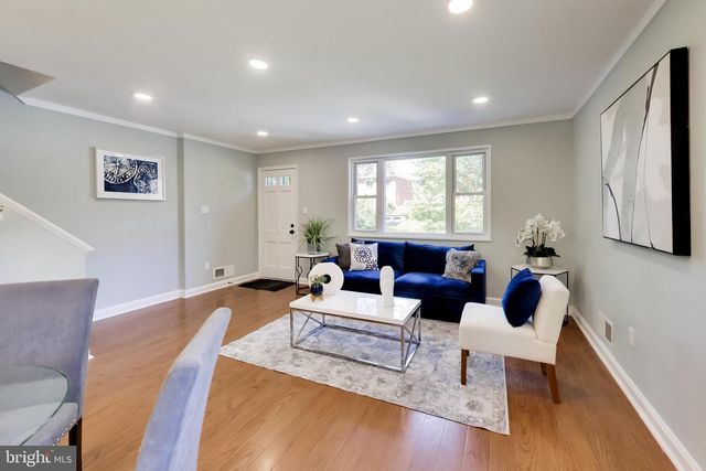 864 NEPTUNE AVE, Oxon Hill, MD 20745