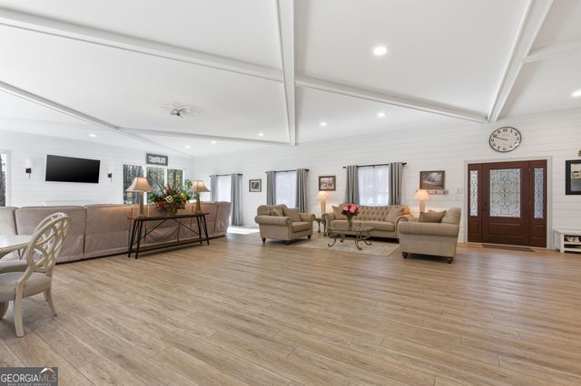 761 E Wolf Creek Road, Tiger, GA 30576